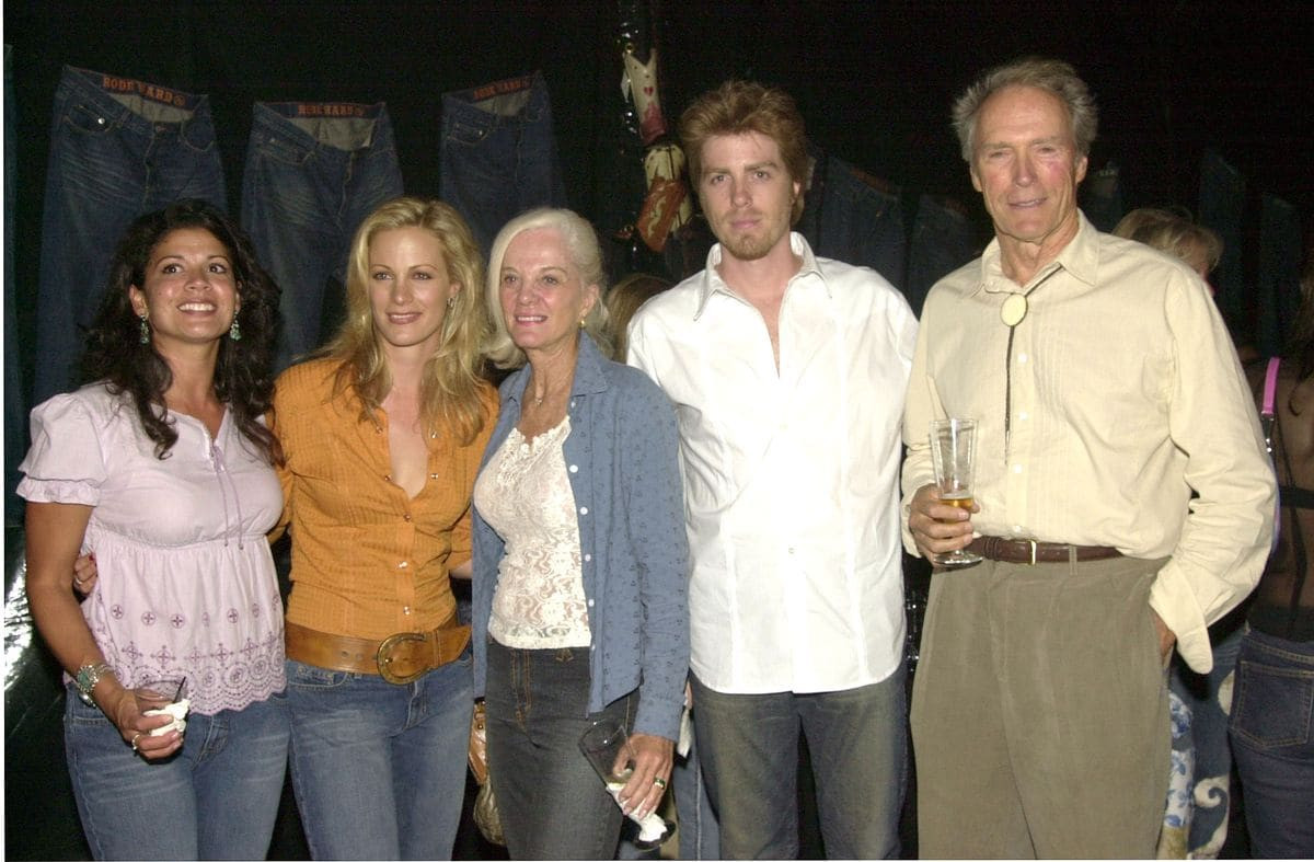 Dina Eastwood, Alison Eastwood, Maggie Eastwood, Kyle Eastwood and Clint Eastwood 