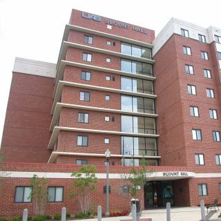 Blount Hall at University of Alabama Birmingham, traditional hall style student housing