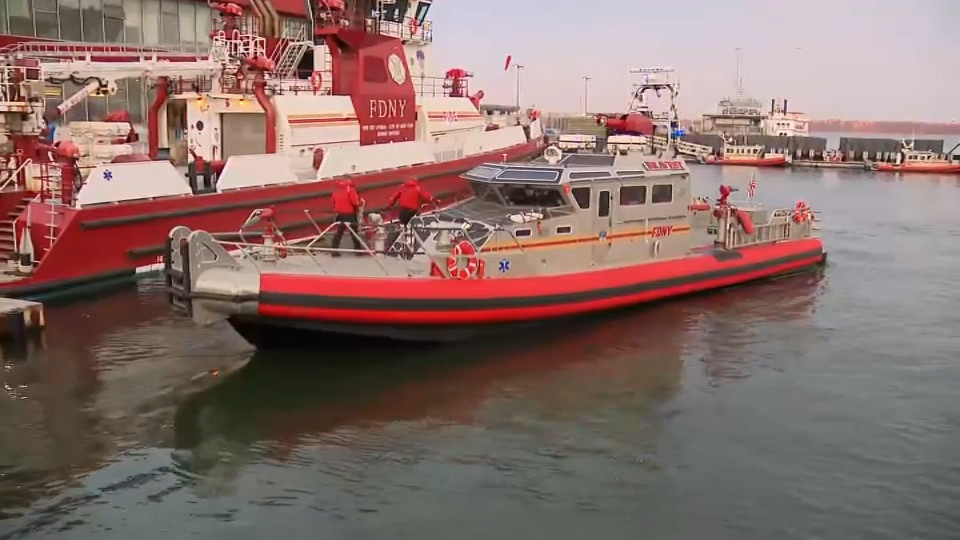 News clip about Staten Island boat overturns