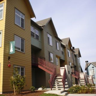 Campus Corner Apartments at Green River Community College, convenient campus adjacent student apartments