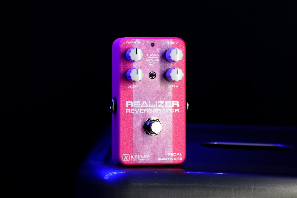 Keeley Realizer Pedal Partners Artist Series in Metallic Pink