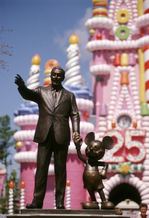 Partners Statue in front of the 25th anniversary 