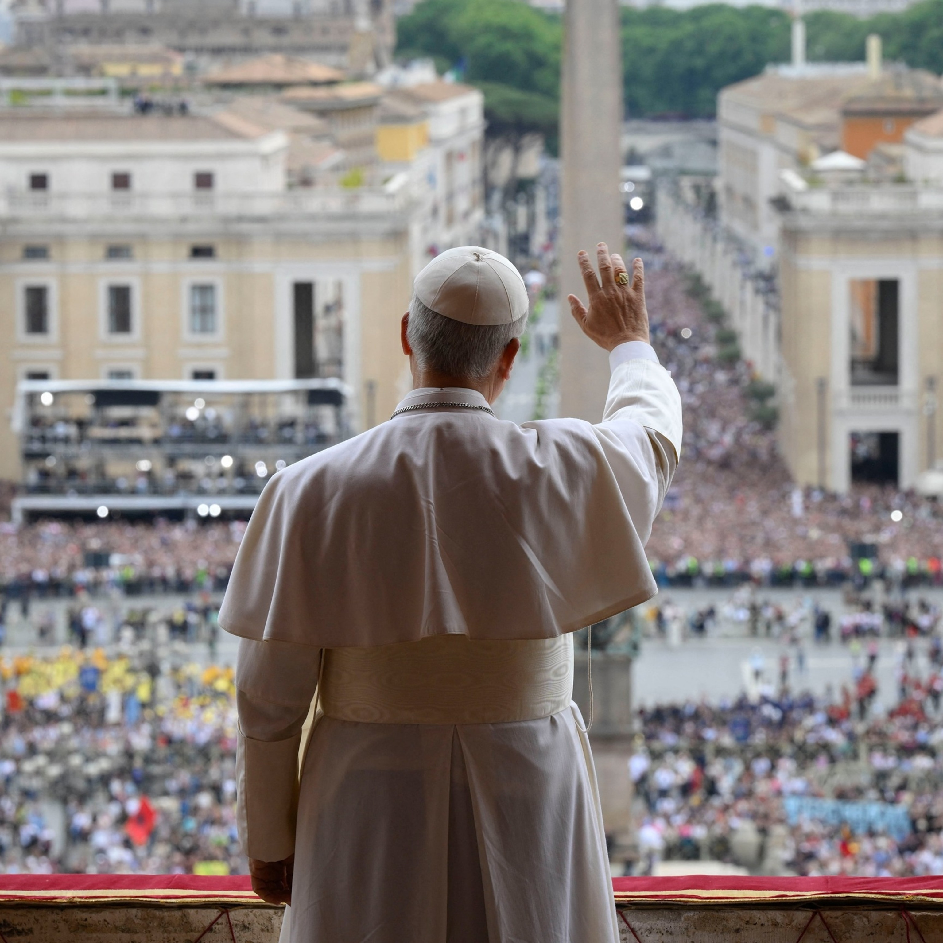 Pope Leo XIV calls for end to wars in Ukraine, Gaza