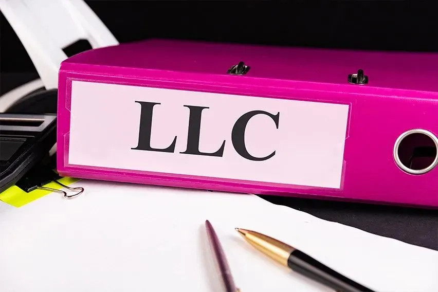Tax Classifications for LLC: Is Federal Income Tax the Same as FICA?