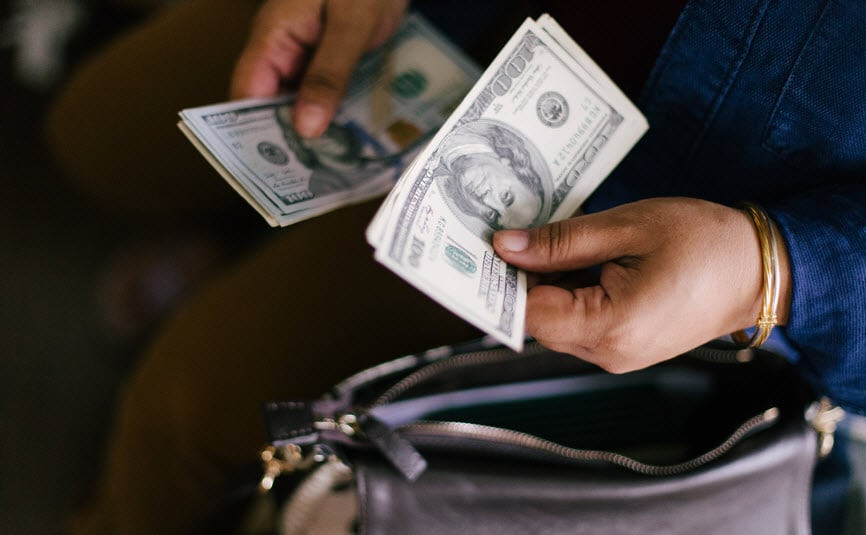 Person using bonus taxation calculator